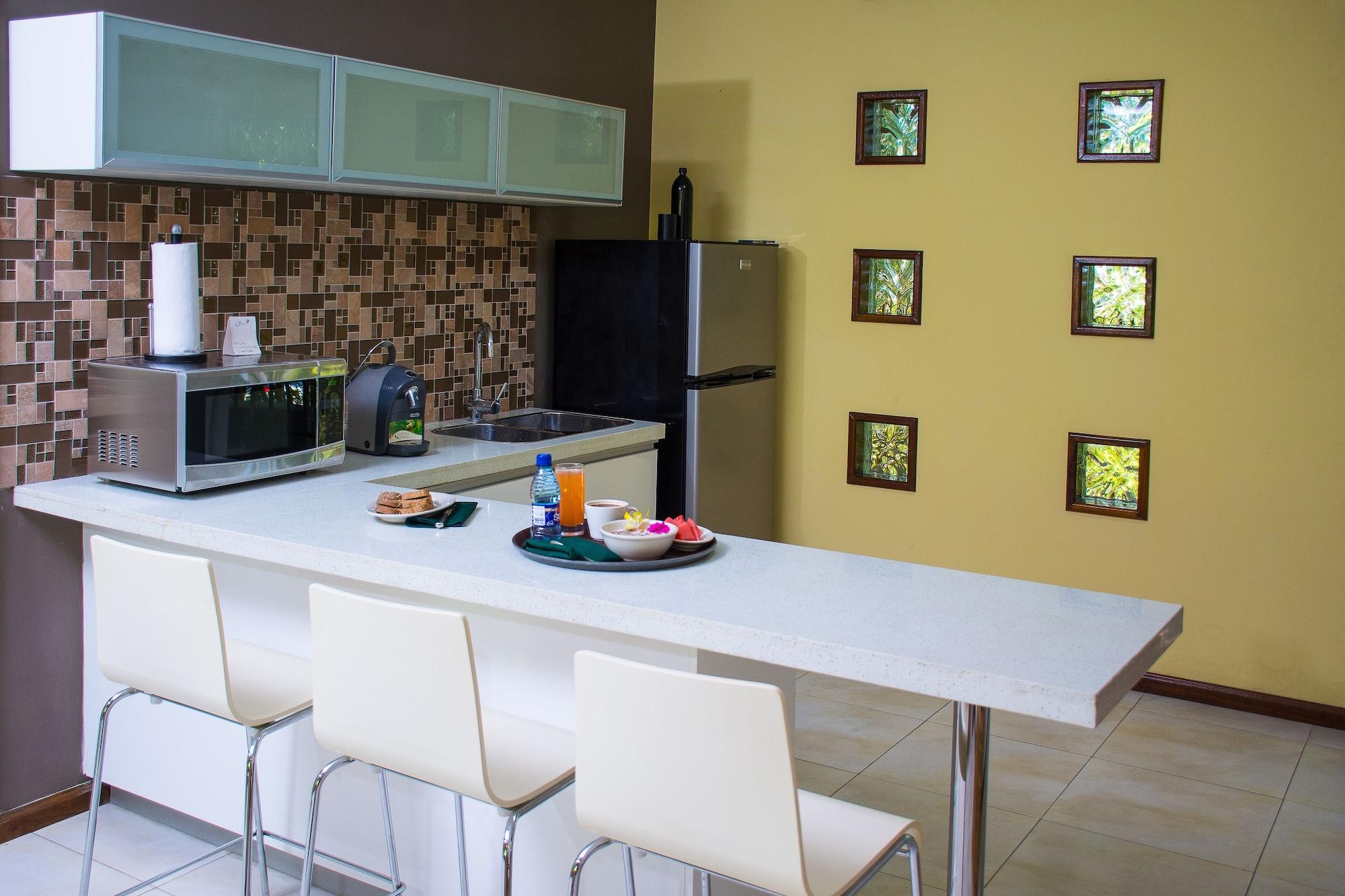 Jacana Amazon Wellness Resort パラマリボ エクステリア 写真