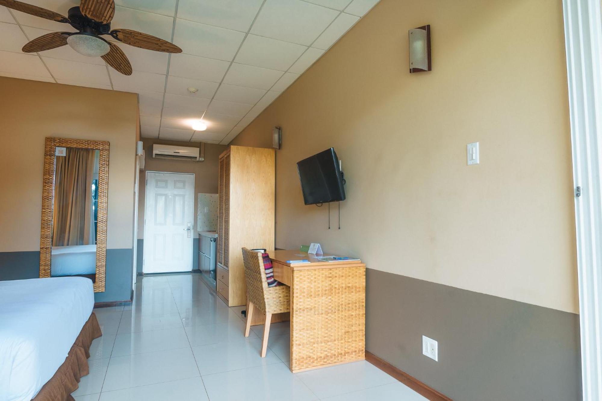 Jacana Amazon Wellness Resort パラマリボ エクステリア 写真