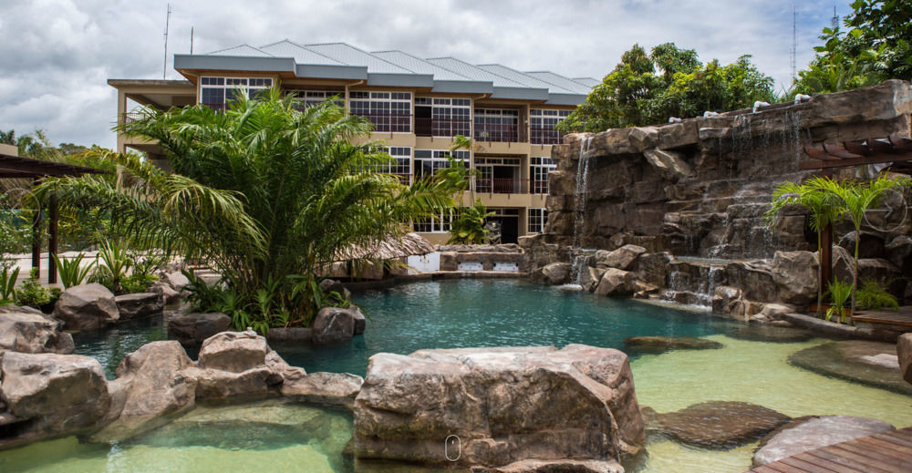 Jacana Amazon Wellness Resort パラマリボ エクステリア 写真